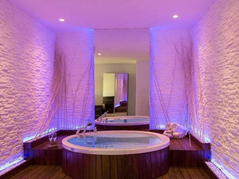 Villa for Rent with Jacuzzi